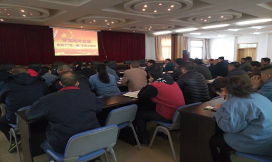 堅(jiān)定信念 對(duì)黨忠誠(chéng)，融會(huì)貫通 學(xué)以致用