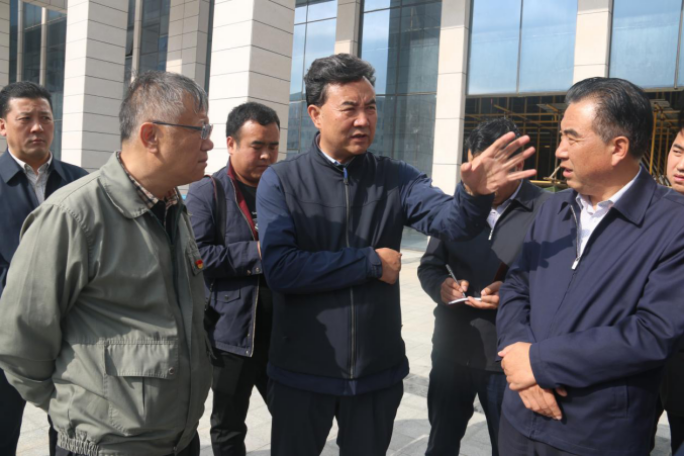 省人大常委會(huì)副主任、海東市委書記鳥成云專題調(diào)研曹家堡保稅物流園