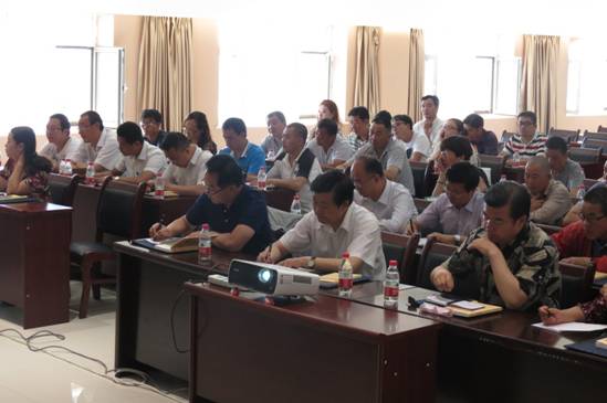 加強(qiáng)業(yè)務(wù)培訓(xùn)，提升工作能力